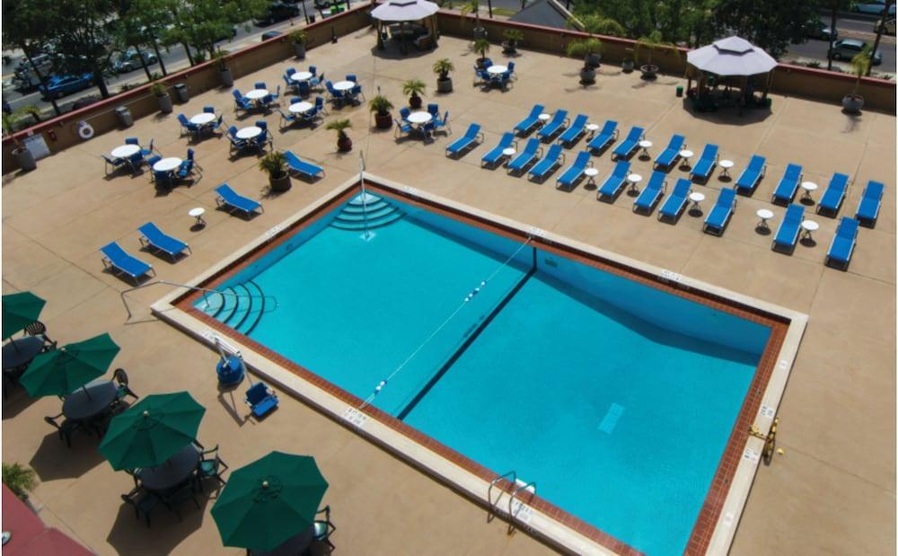 Holiday Inn Gainesville-University Center By Ihg Esterno foto