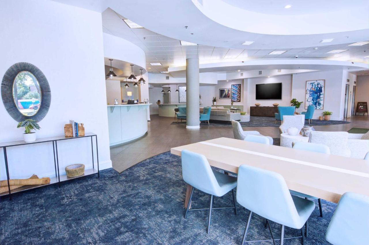 Holiday Inn Gainesville-University Center By Ihg Esterno foto
