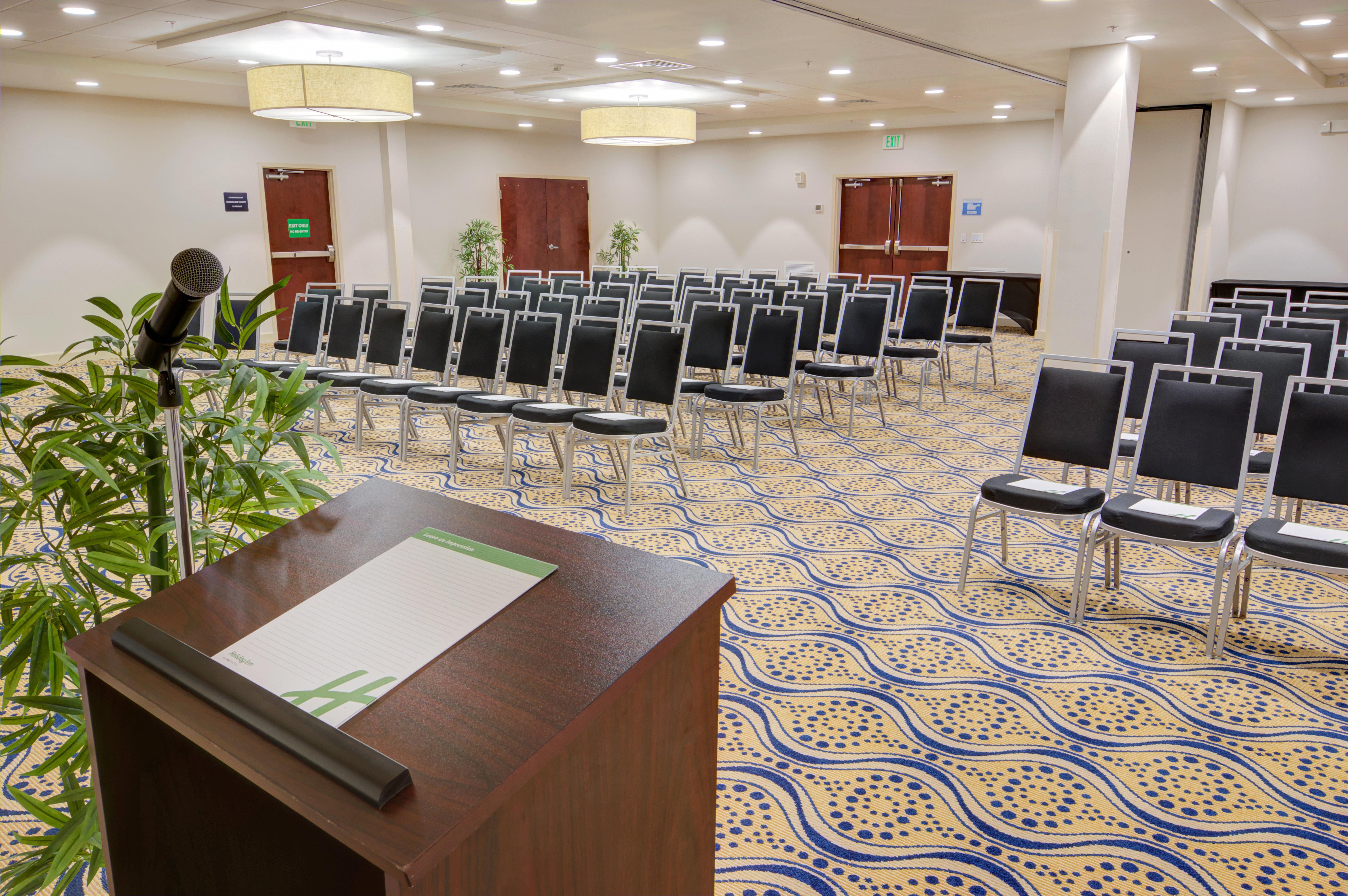 Holiday Inn Gainesville-University Center By Ihg Esterno foto
