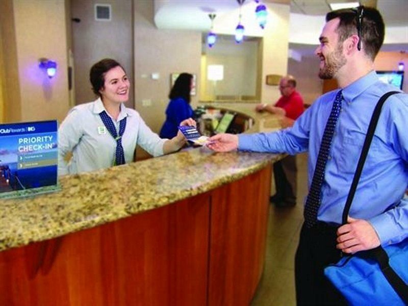 Holiday Inn Gainesville-University Center By Ihg Esterno foto