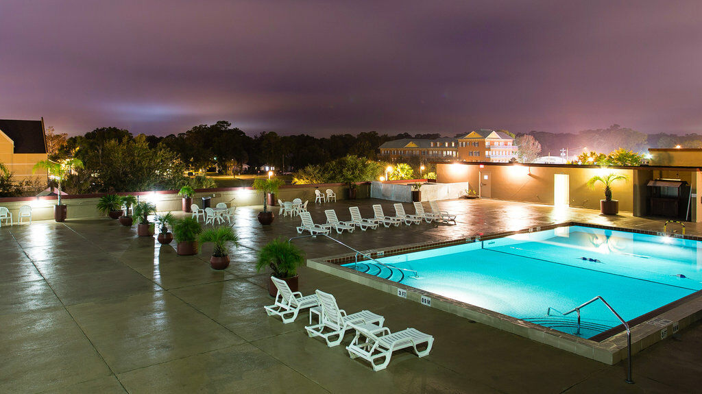 Holiday Inn Gainesville-University Center By Ihg Esterno foto